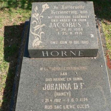 HORNE Jacobus J. 1904-1971 &amp; Johanna D.F. 1912-1974
