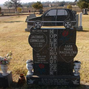 HOLTZHAUSEN Jacobus Cornelius 1973-1998 &amp; Sara Maria Magdalena PRETORIUS 1973-