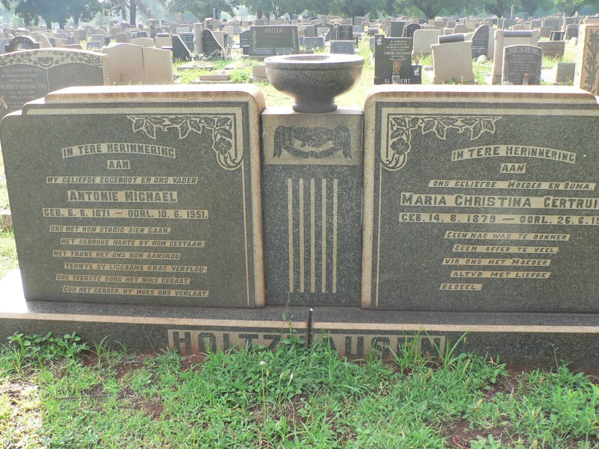 HOLTZHAUSEN Antonie Michael 1871-1951 &amp; Maria Christina Gertruida 1879-1958