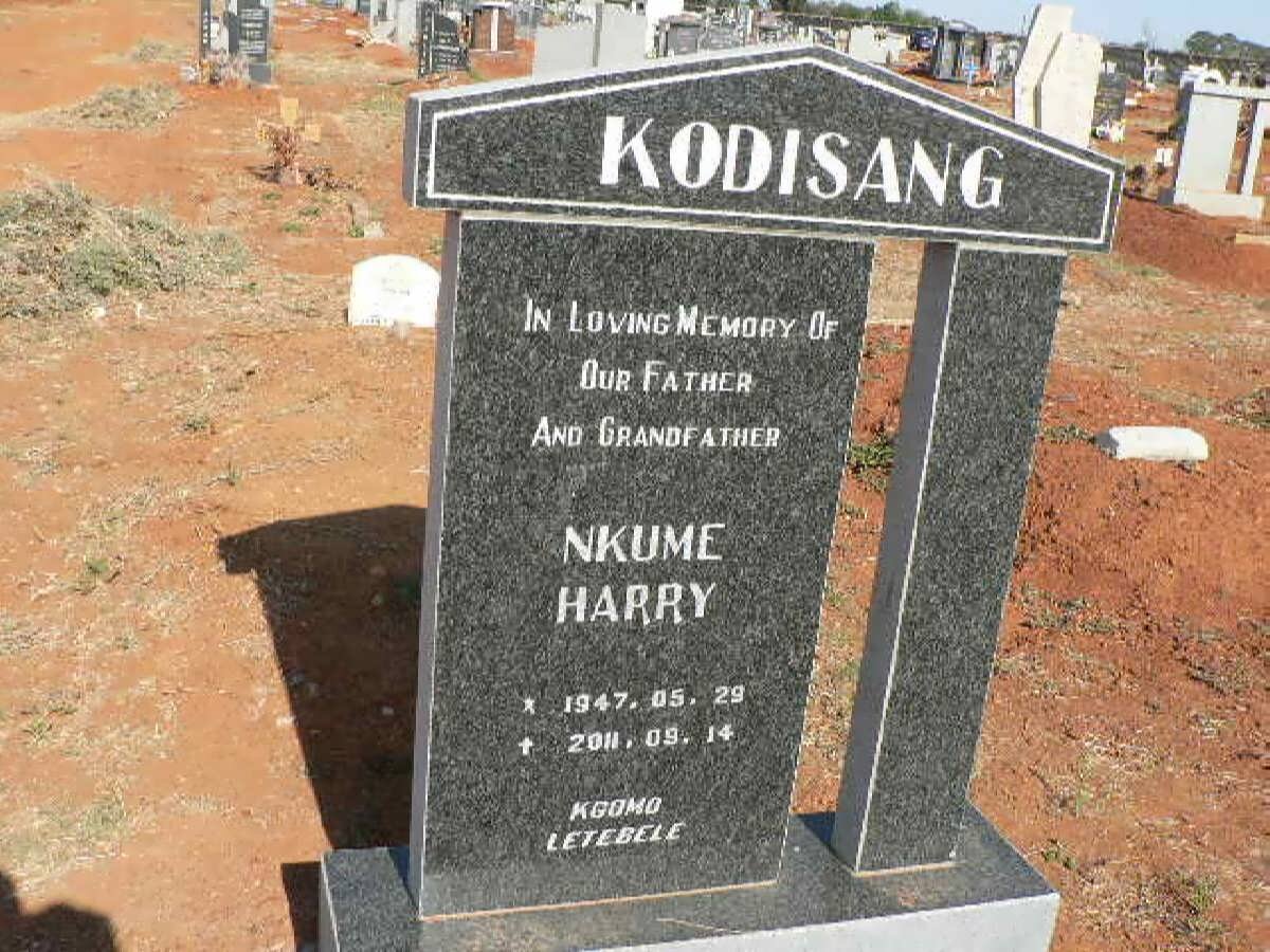 KODISANG Nkume Harry 1947-2011
