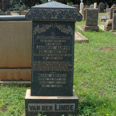 LINDE Jacobus Alwyn, van der 1922-1952 &amp; Maria Adriana 1873-1972