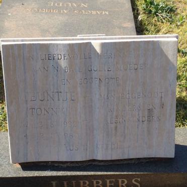 LUBBERS Teuntje 1932-1980