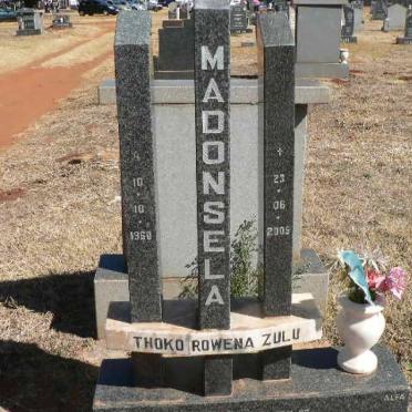 MADONSELA Thoko Rowena Zulu 1960-2005