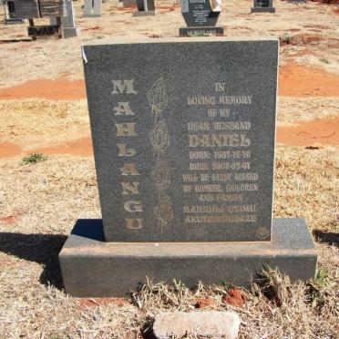 MAHLANGU Daniel 1957-2007