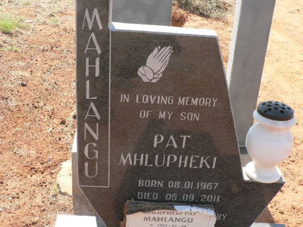 MAHLANGU Pat Mhlupheki 1967-2011