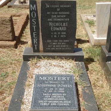 MOSTERT Nicholas Edward 1910-1975 &amp; Josephine Doreen 1917-1998