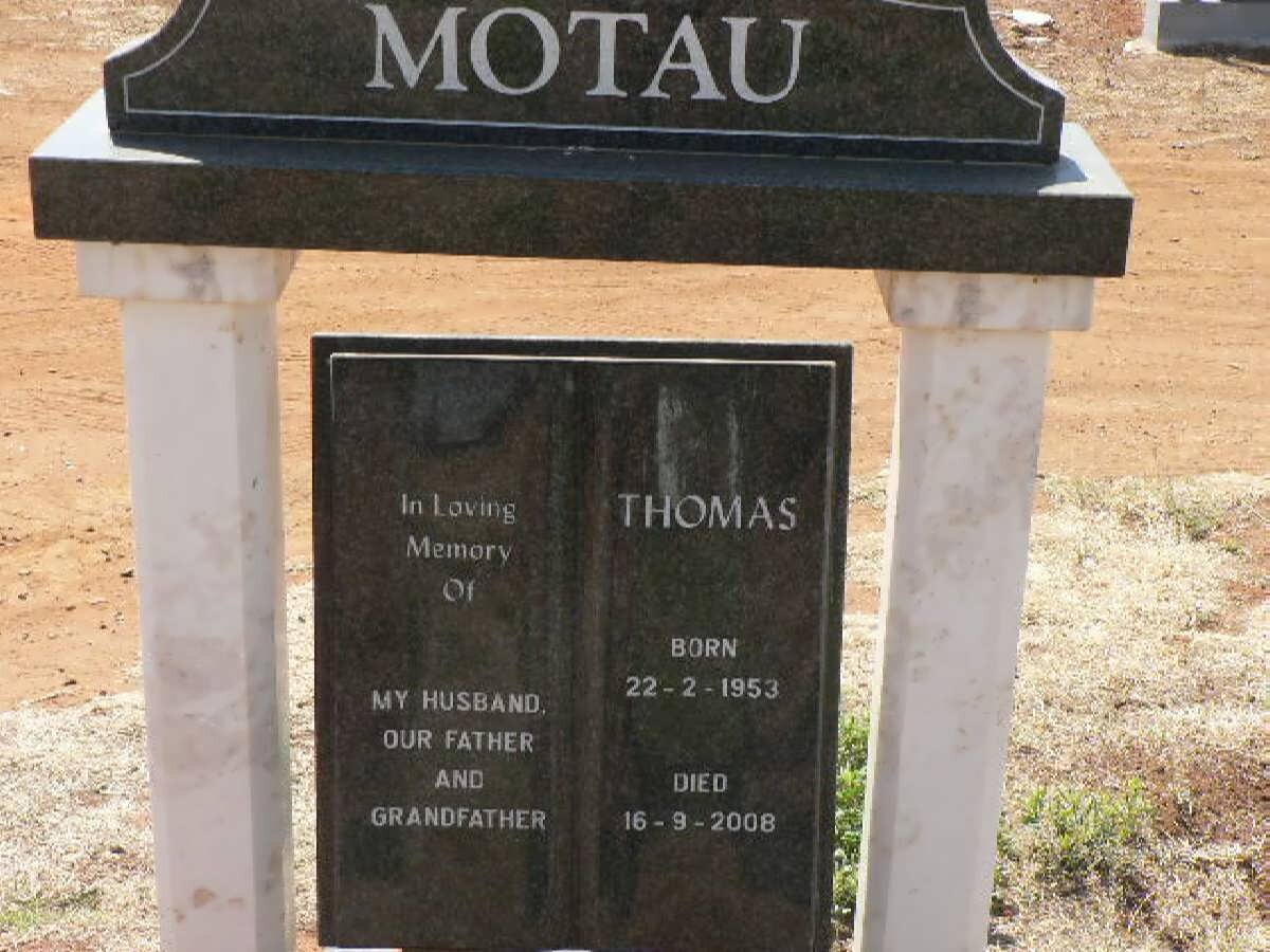 MOTAU Thomas 1953-2008