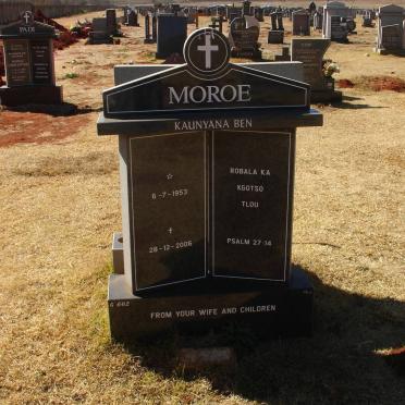 MOROE Kaunyana Ben 1953-2006