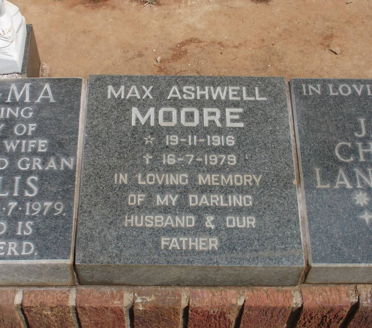 MOORE Max Ashwell 1916-1979