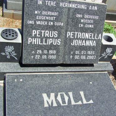 MOLL Petrus Phillipus 1918-1990 &amp; Petronella Johanna 1925-2007