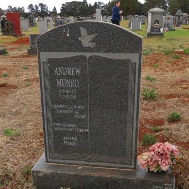 MUNRO Andrew 1972-2008