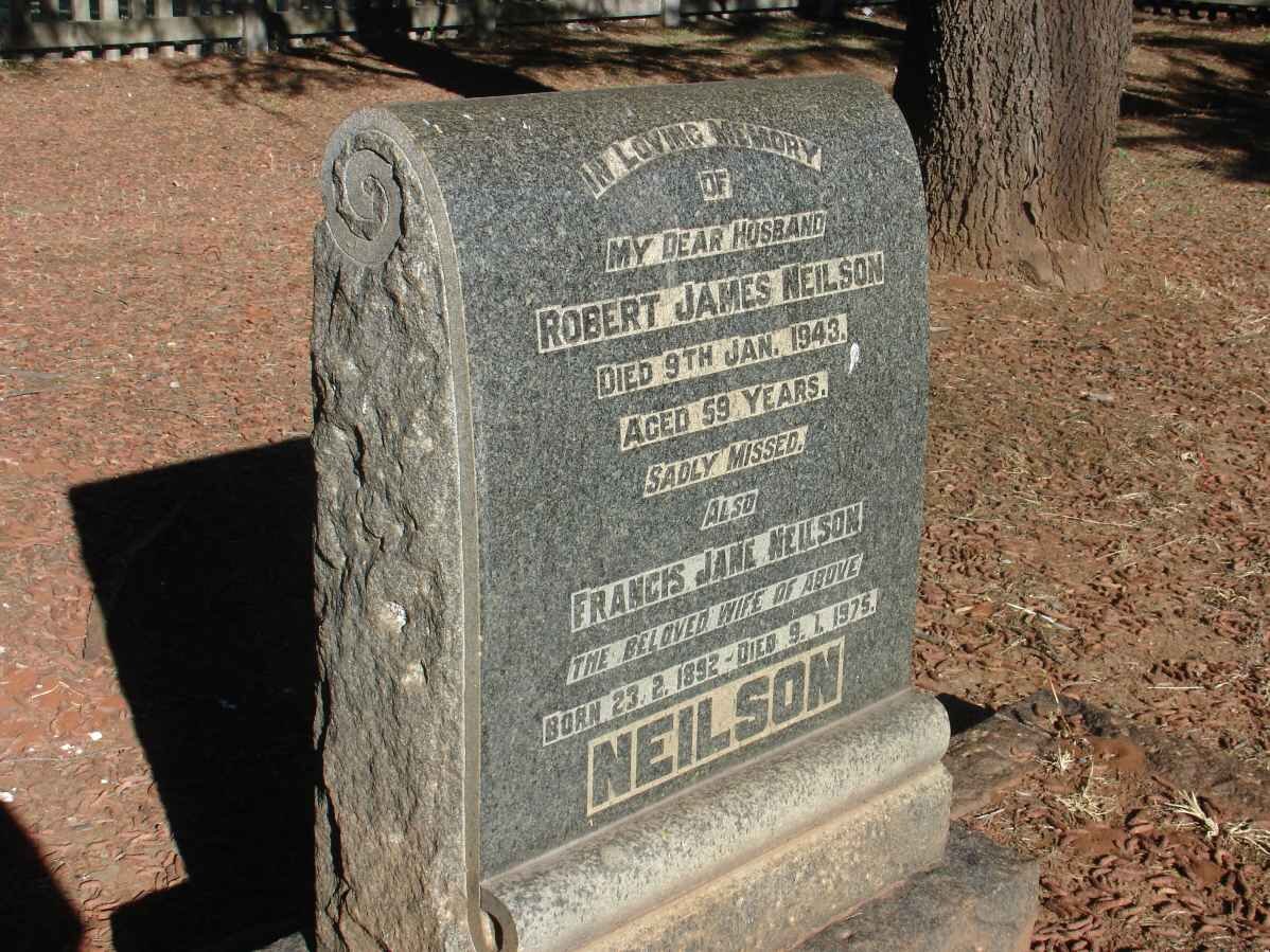 NEILSON Robert James -1943 &amp; Francis Jane 1892-1975