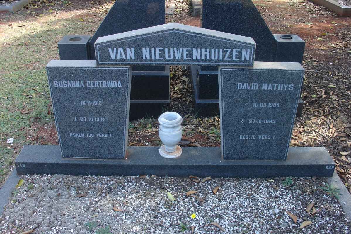 NIEUWENHUIZEN David Mathys, van 1904-1983 &amp; Susanna Gertruida 1913-1973