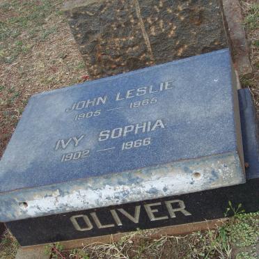 OLIVER John Leslie 1905-1965 &amp; Ivy Sophia 1902-1966