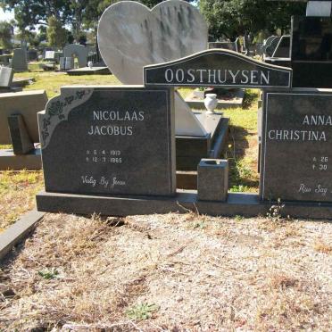 OOSTHUYSEN Nicolaas Jacobus 1913-1985 &amp; Anna Christina Martina 1918-1983