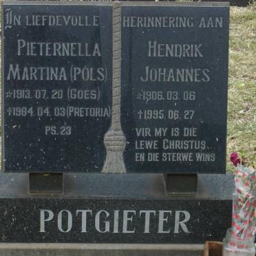 POTGIETER Hendrik Johannes 1906-1995 &amp; Pieternella Martina 1913-1984