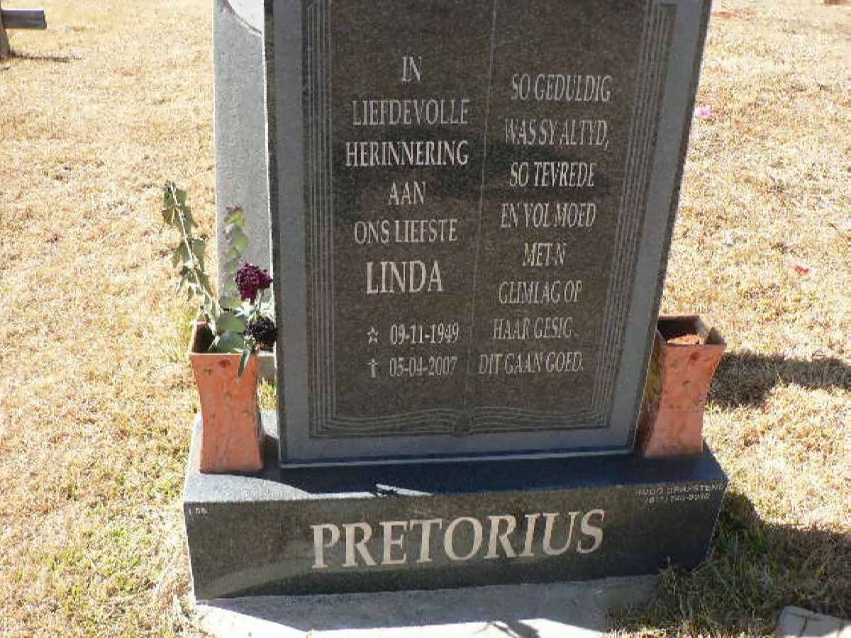 PRETORIUS Linda 1949-2007