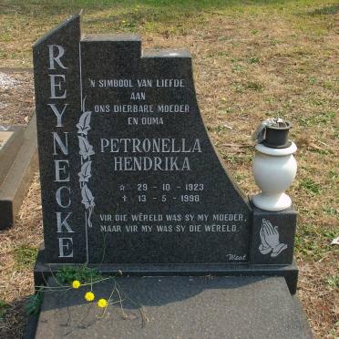 REYNECKE Petronella Hendrika 1923-1998