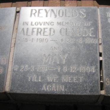 REYNOLDS Alfred Claude 1910-1969 &amp; May 1911-1994