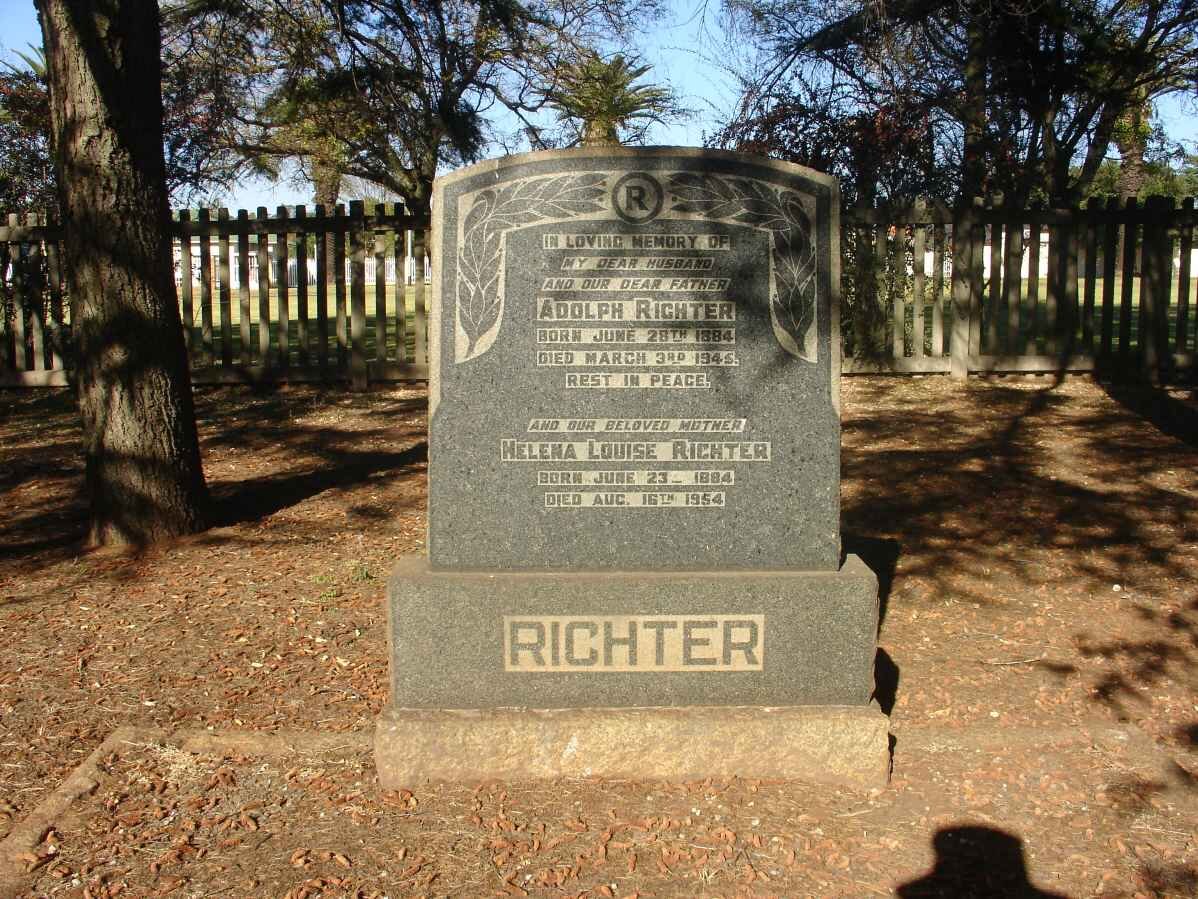 RICHTER Adolph 1884-1945 &amp; Helena Louise 1884-1954