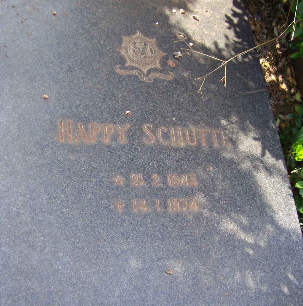 SCHUTTE Happy 1945-1974