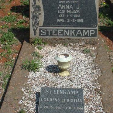STEENKAMP Lourens Christian 1916-1991 &amp; Anna J. VILJOEN 1913-1961