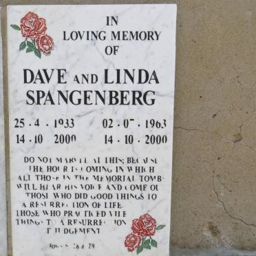 SPANGENBERG Dave 1933-2000 :: SPANGENBERG Linda 1963-2000