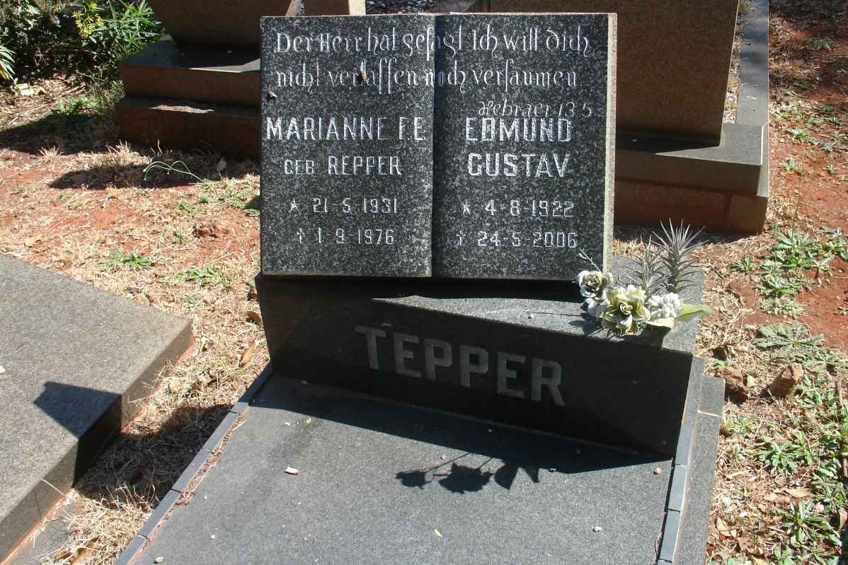 TEPPER Edmund Gustav 1922-2006 &amp; Marianne P.E. REPPER 1931-1976