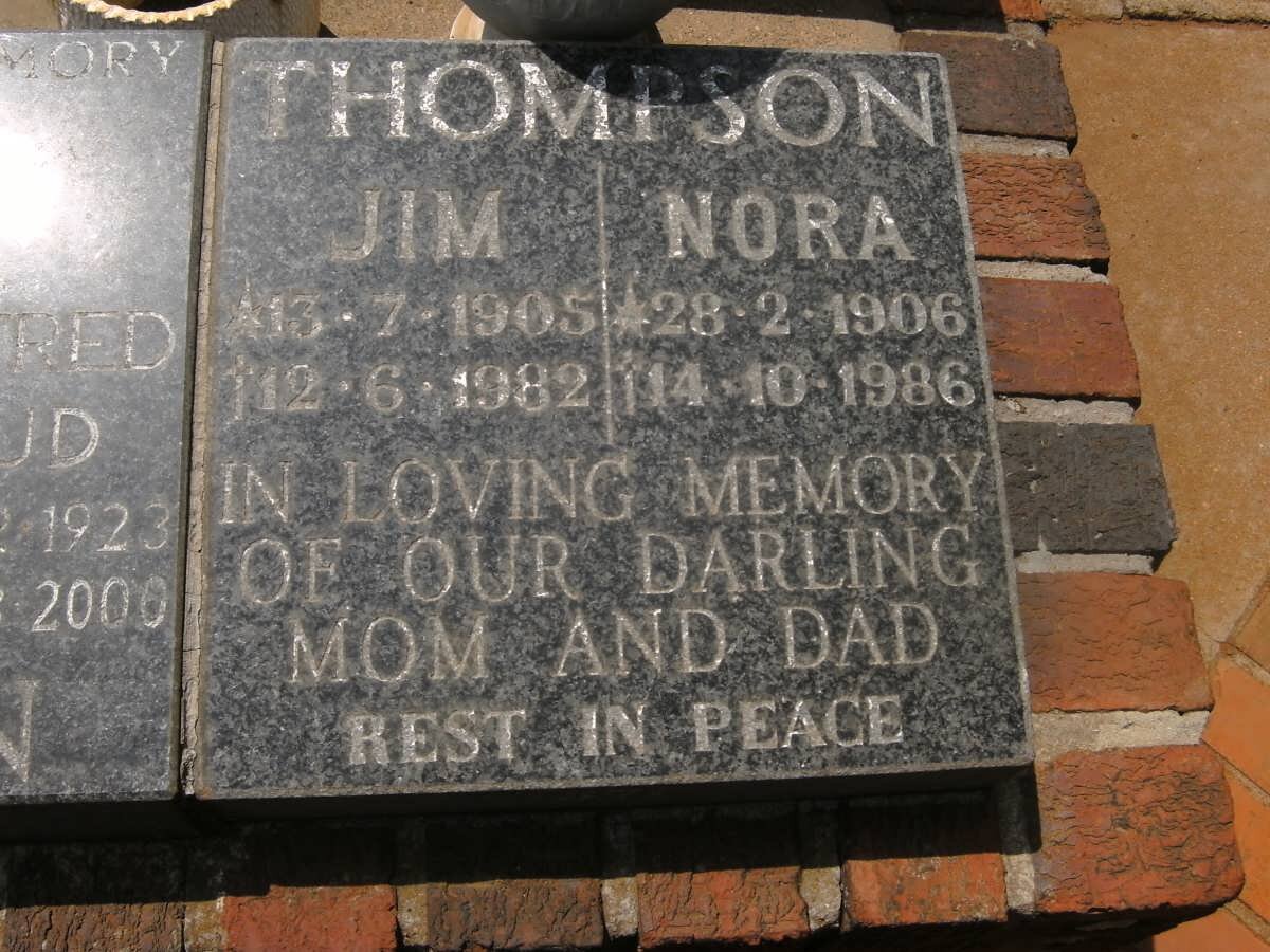 THOMPSON Jim 1905-1982 &amp; Nora 1906-1986