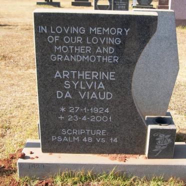 VIAUD Artherine Sylvia, da 1924-2001