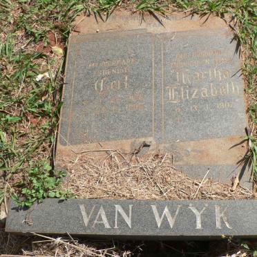 WYK Gert, van 1898-1985 &amp; Martha Elizabeth 1907-