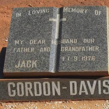 DAVIS Jack, Gordon  -1976