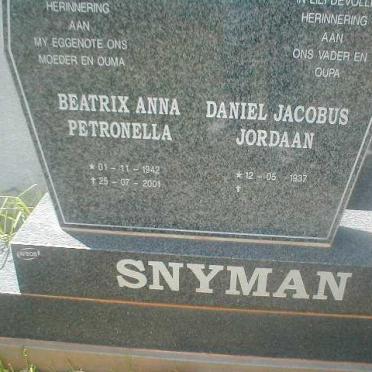 SNYMAN Daniel Jacobus Jordaan 1937-  &amp; Beatrix Anna Petronella 1942-2001