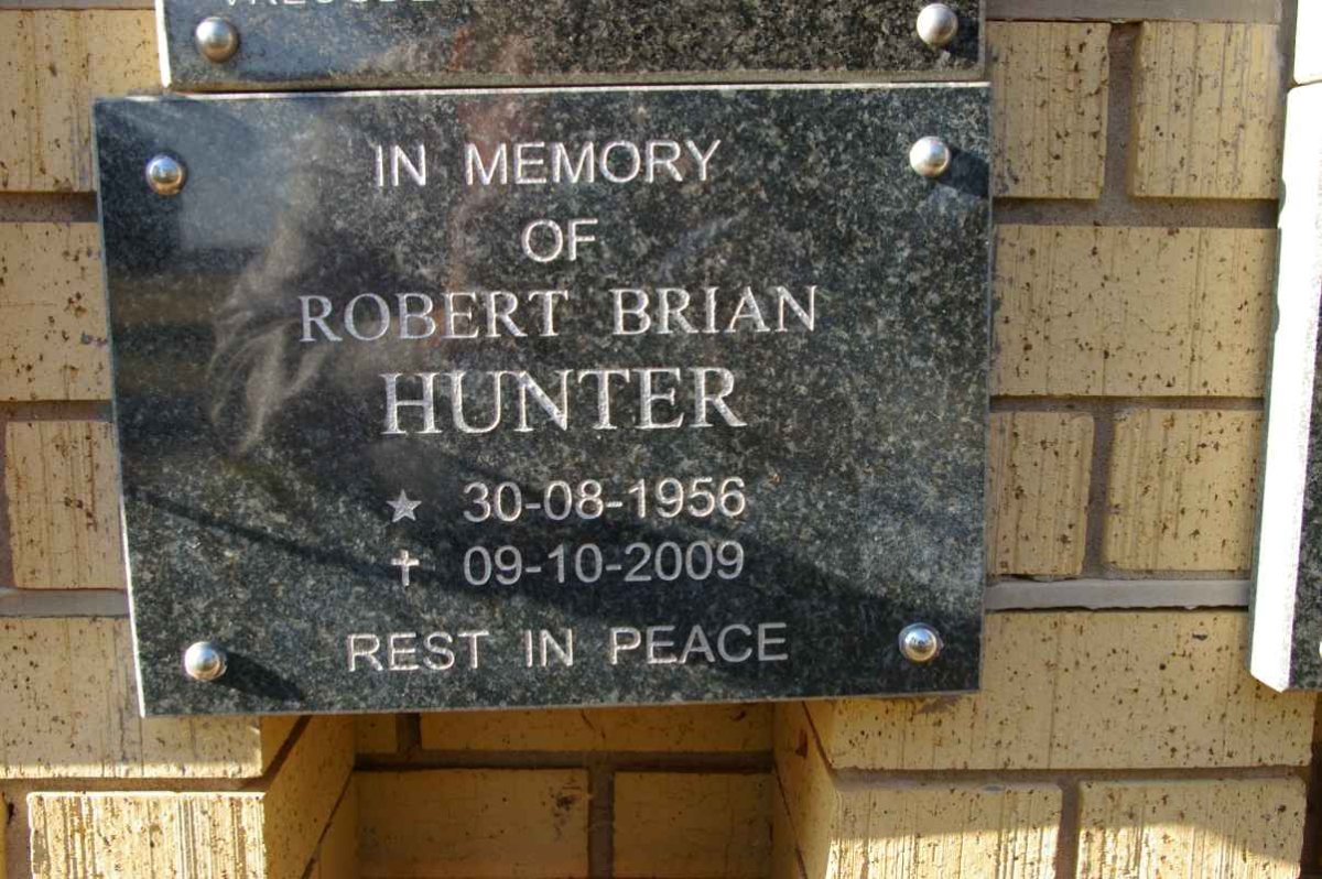 HUNTER Robert Brian 1956-2009