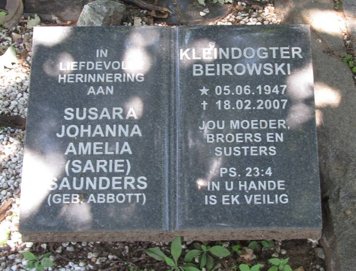 SAUNDERS Susara Johanna Amelia nee ABBOTT 1947-2007