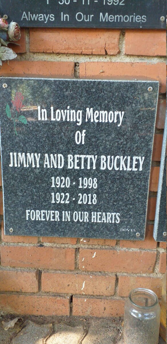 BUCKLEY Jimmy 1920-1998 & Betty 1922-2018