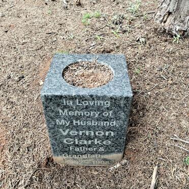 CLARKE Vernon 1932-1998