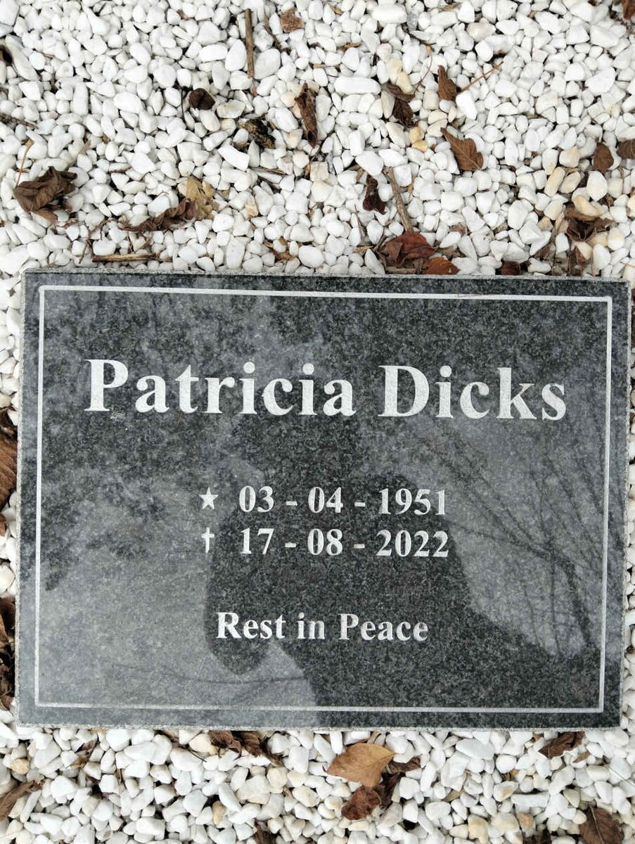 DICKS Patricia 1951-2022