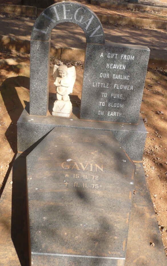 LATEGAN Gavin 1972-1975