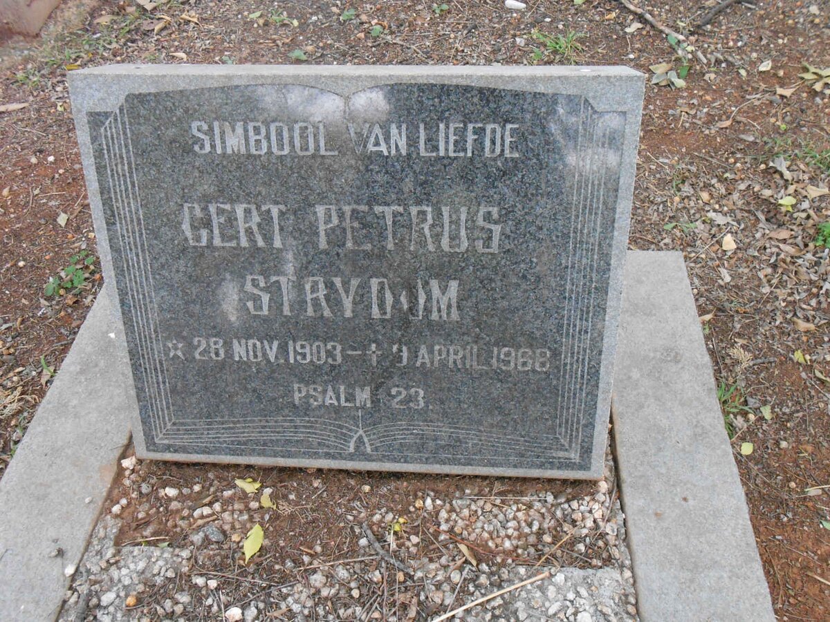 STRYDOM Gert Petrus 1903-1968