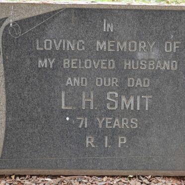 SMIT L.H.