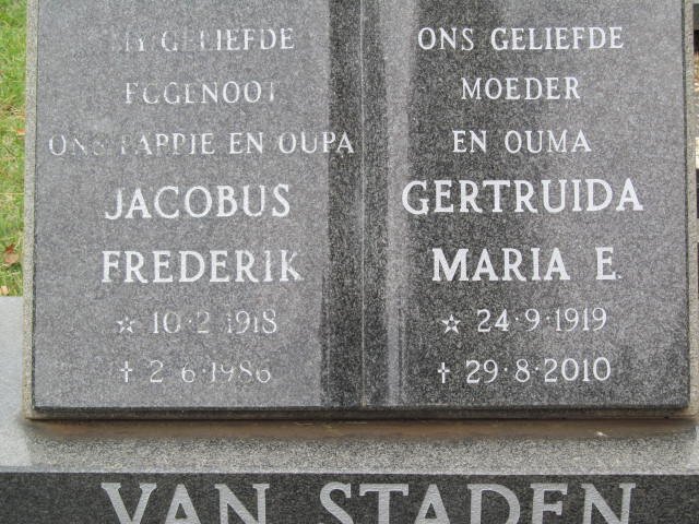 STADEN Jacobus Frederik, van 1918-1986 &amp; Gertruida Maria E. 1919-2010