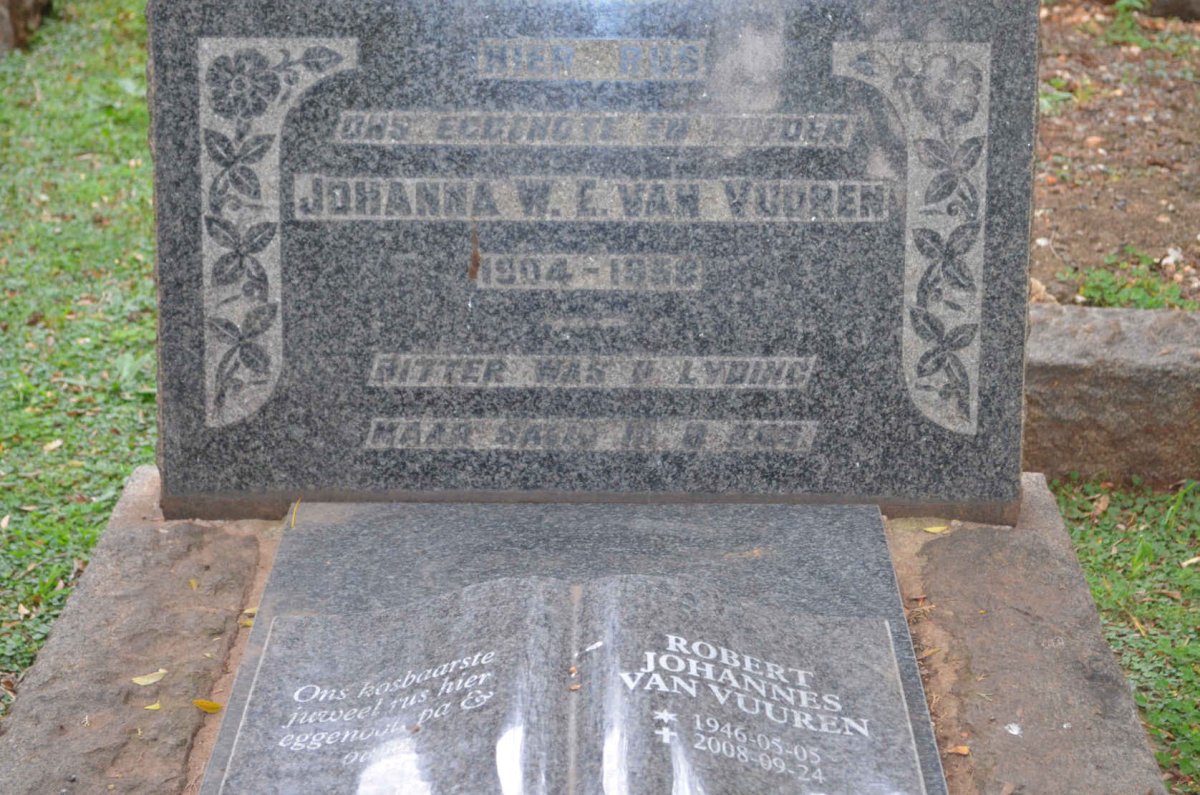 VUUREN Johanna W.E., van 1904-1958 :: VAN VUUREN Robert Johannes 1946-2008
