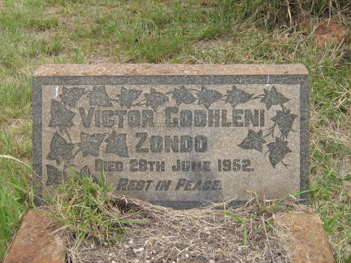 ZONDO Victor Godhleni -1952