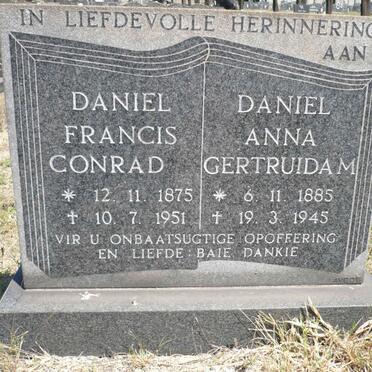 D - Vanne :: Surnames - D