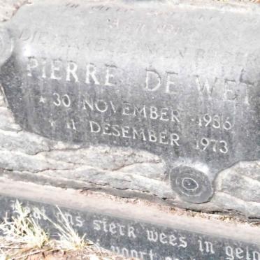 WET Pierre, de 19?6-1973