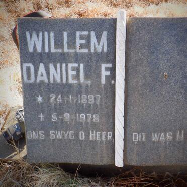 BERGH Willem Daniel F., van den 1897-1978 &amp; Hester D.P.P. 1902-1984