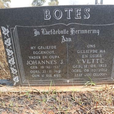 BOTES Johannes J. 1917-1991 &amp; Yvette 1925-2012