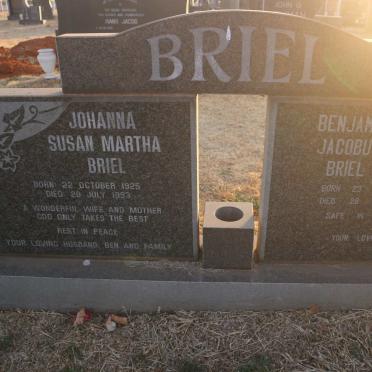 BRIEL Benjamin Jacobus 1920-1994 &amp; Johanna Susan Martha 1925-1993