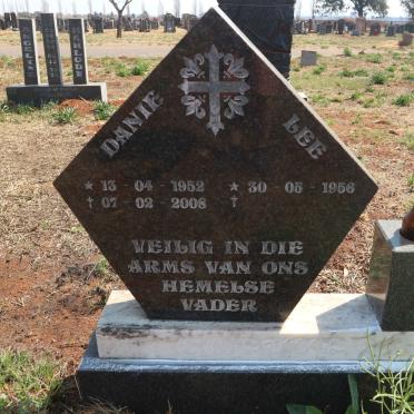 COETZEE Danie 1952-2008 &amp; Lee 1956-